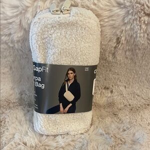 New! GAP Sherpa Belt Bag/Crossbody in Cream